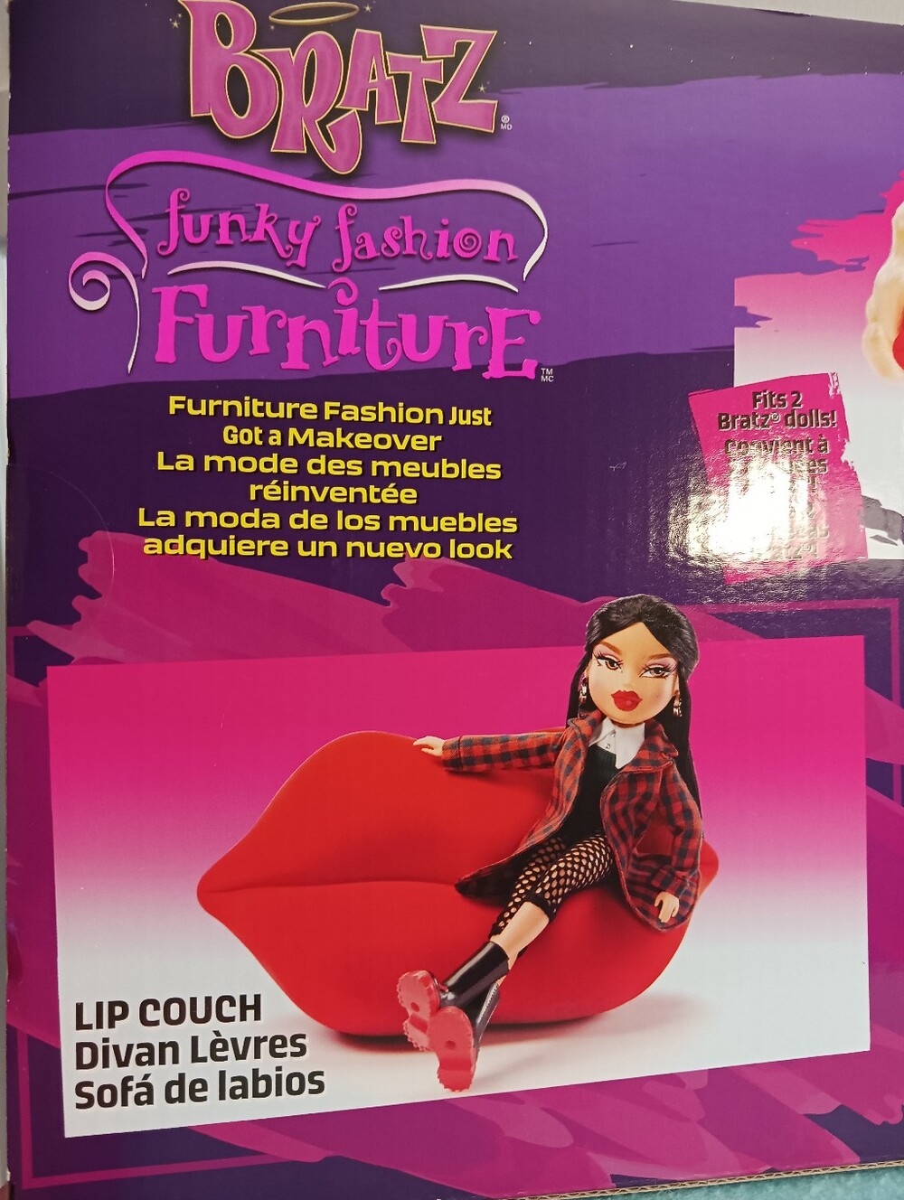 MGA Bratz LIP COUCH Funky Fashion Furniture Sofa Doll Furniture Red New In Box